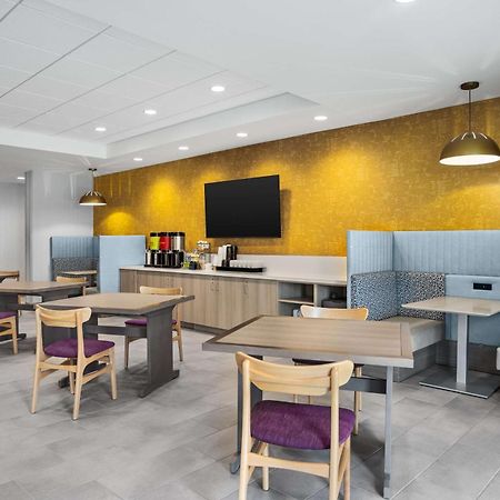 Home2 Suites By Hilton Indianapolis North At Intech Park Bagian luar foto