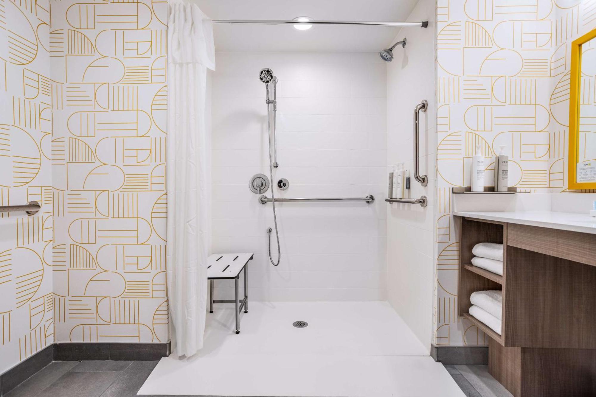 Home2 Suites By Hilton Indianapolis North At Intech Park Bagian luar foto